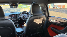 Volvo Xc40 2.0 T4 R DESIGN Pro 5dr AWD Geartronic Petrol Estate